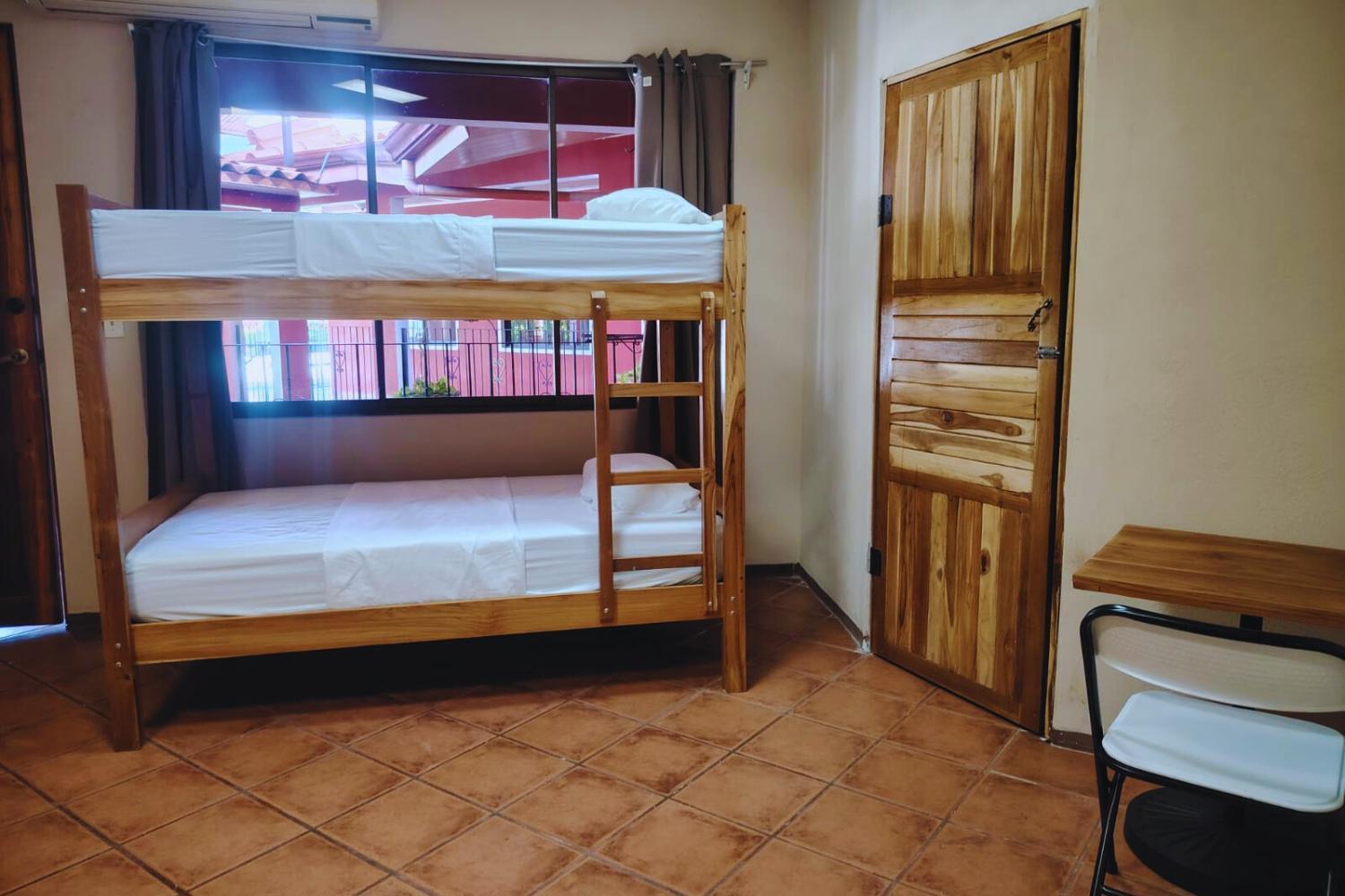 Hospedaje Papalotes Quepos Exterior photo